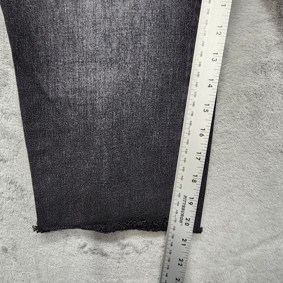 Time and Tru Jeans Womens 20 Black Faded High Rise Curvy Skinny Capri Raw Hem - Picture 9 of 11
